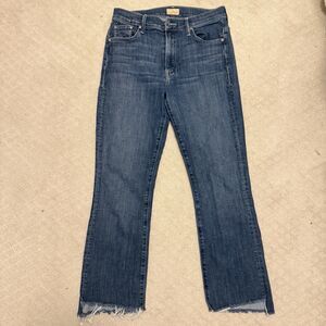 Mother Jeans The Insider Crop Step Fray in Crushing it Medium Wash Frayed Hem